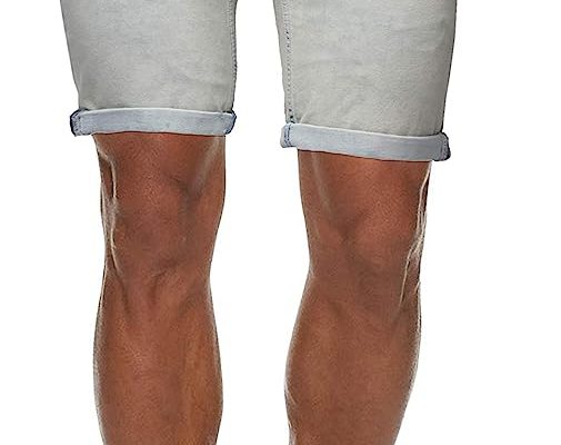 The Art of Rolling Up Shorts: Unraveling the Trend Among Men