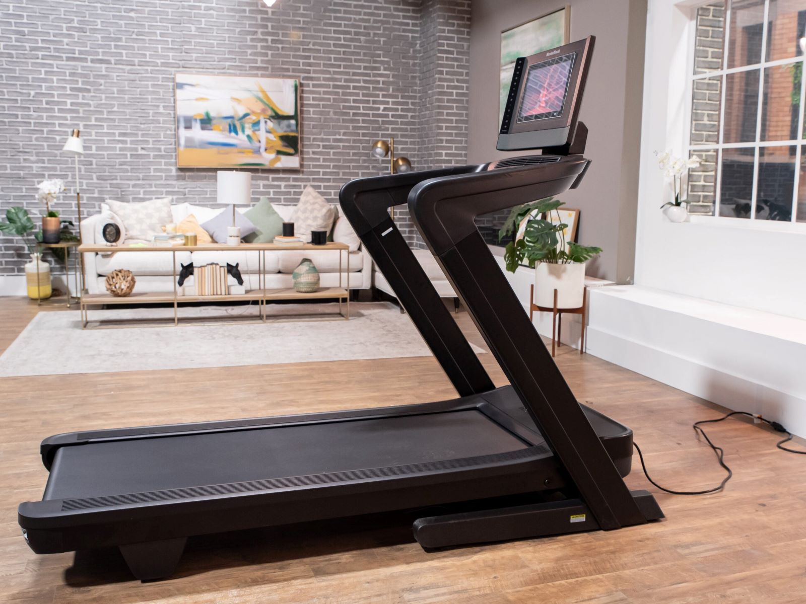 How To Fold A NordicTrack Treadmill