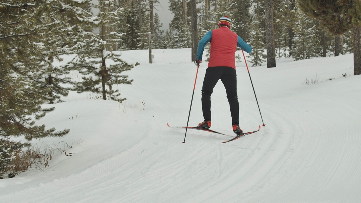How To Stop Cross Country Skiing