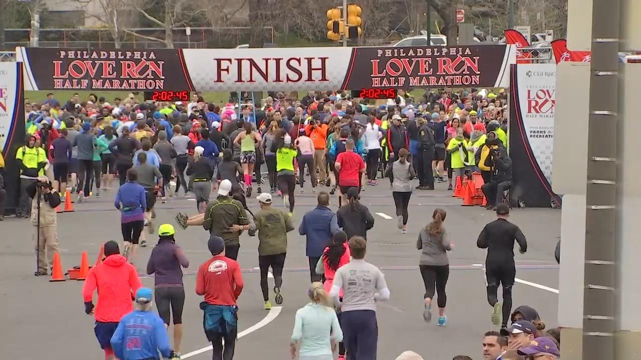 Men Who Helped Women In Half Marathon In Philadelphia