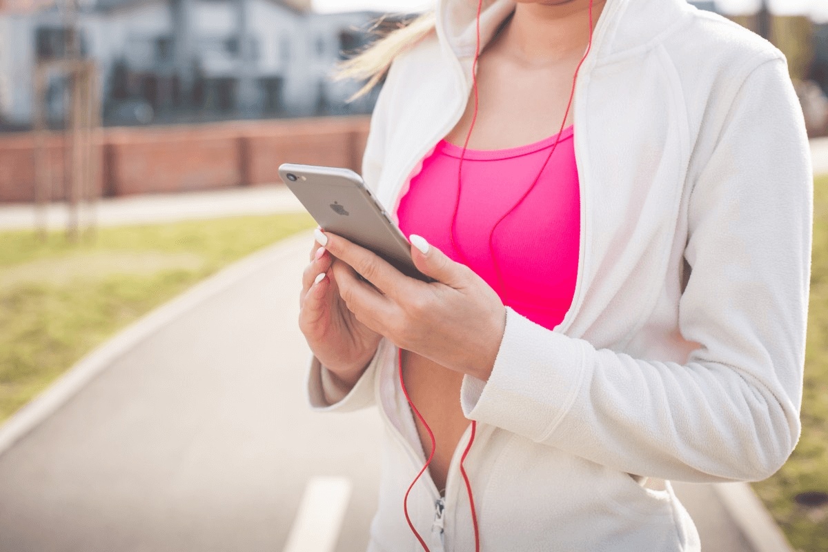 How To Secure Smartphone While Interval Training