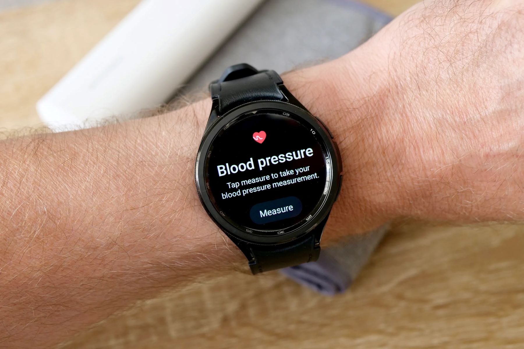 How Does Fitness Tracker Measure And Keep Track Of Blood Pressure 