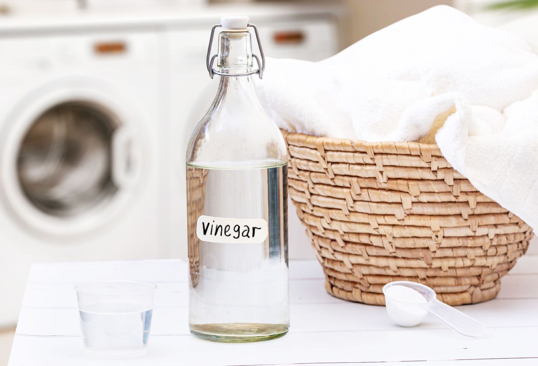 How Much Vinegar To Remove The Smell Out Of Workout Clothes
