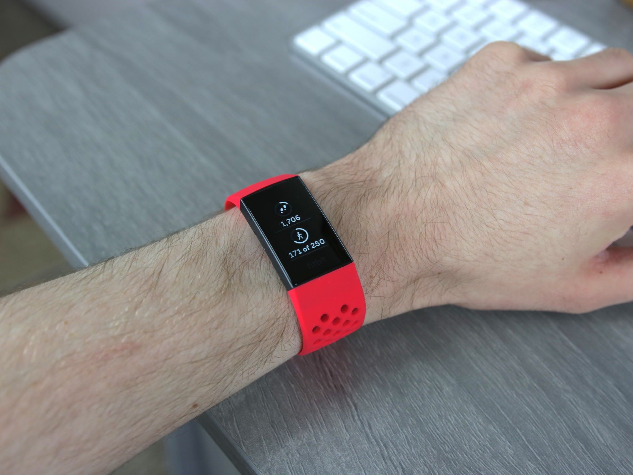 How To Remove Fitness Tracker From Band