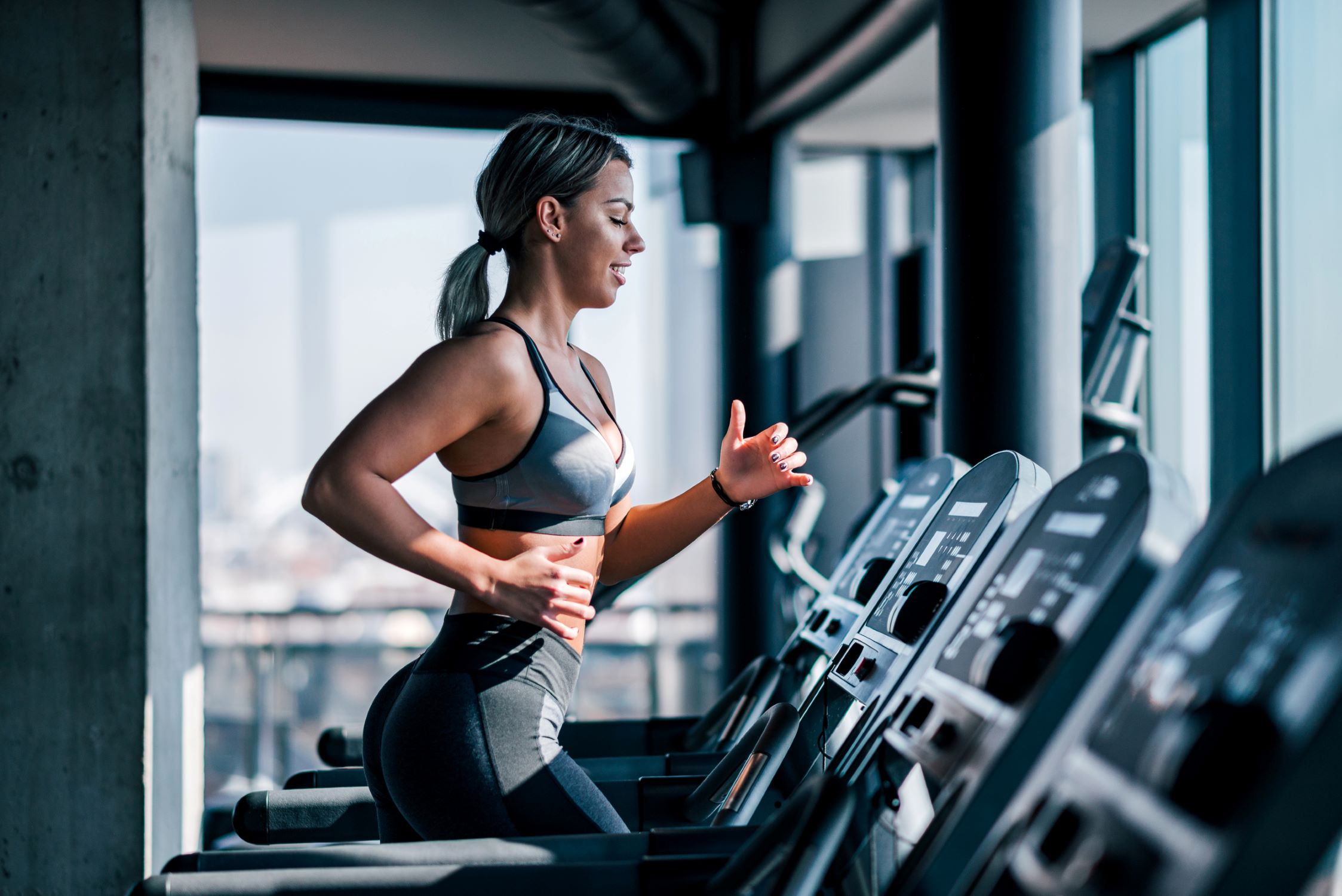 Which Is Better, Treadmill Or Rowing Machine?